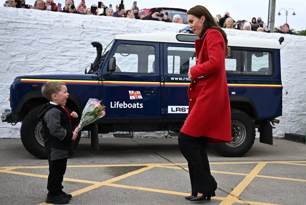 Adorable 4-Year-Old Greets Princess Kate With Flowers in Wales
