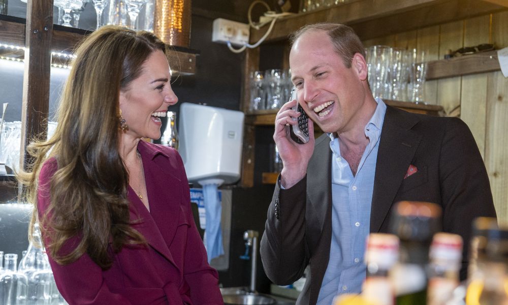 Prince William Surprises Customer With Phone Call At Curry House Kate Birmingham