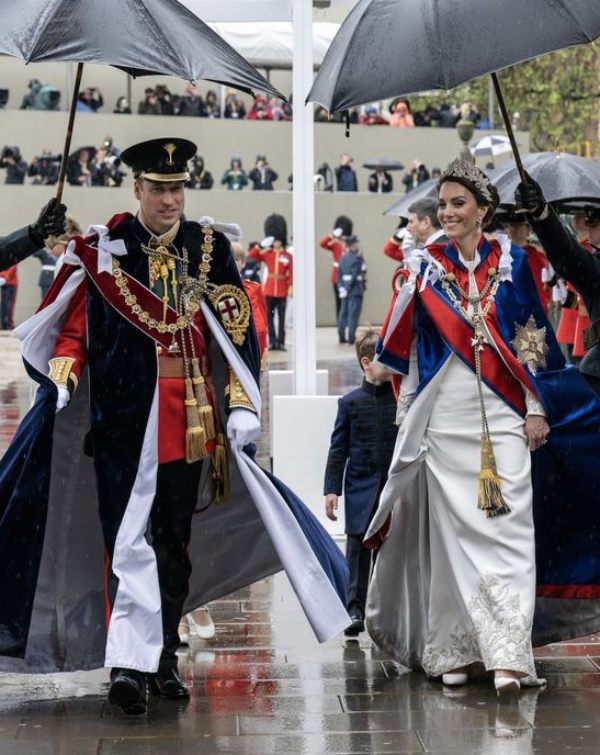 Kate's  Concerned Warning To William At The Coronation Revealed