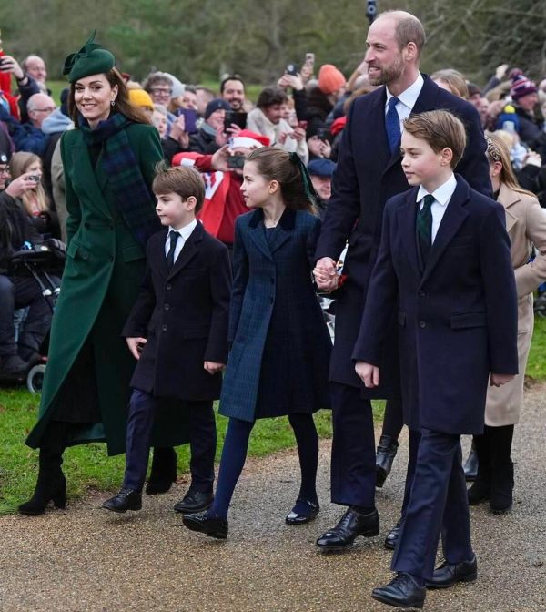 Princess Kate Joins Royals For Christmas Day Church Service In Sandringham George Charlotte Louis