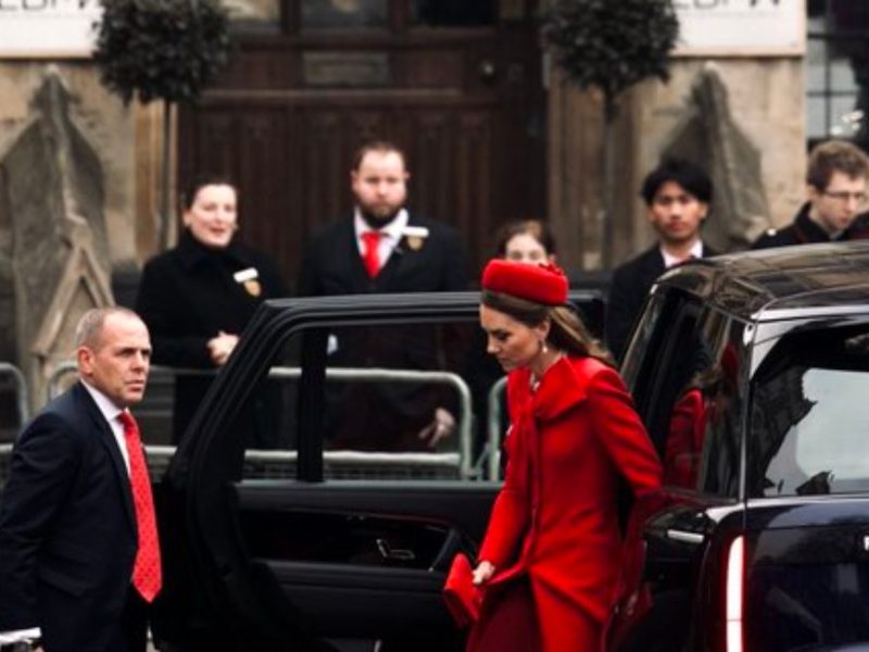 Why Princess Kate, The Princess Of Wales, Didn’t Greet King Charles Like William Did!