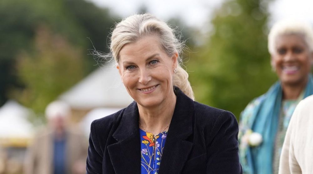 Duchess Sophie’s Royal Curtsy Turns Into a Charming Cinderella Moment