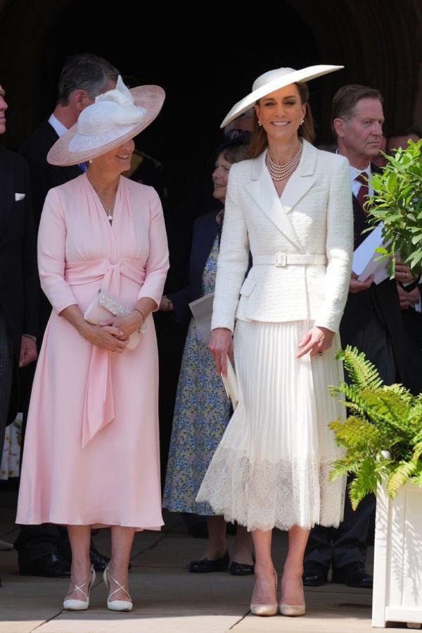 Princess Kate and the Duchess of Edinburgh standing side-by-side outside the chapel (1)