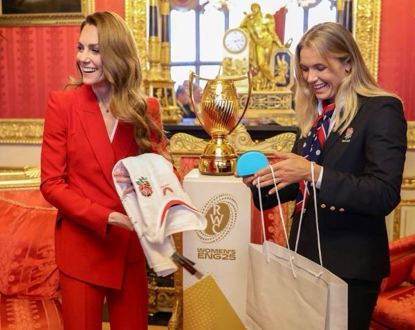 Kate Middleton hosts England women's rugby team at Windsor Castle
